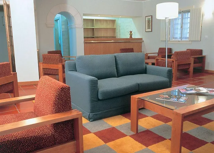 Conde De Hotell 3*